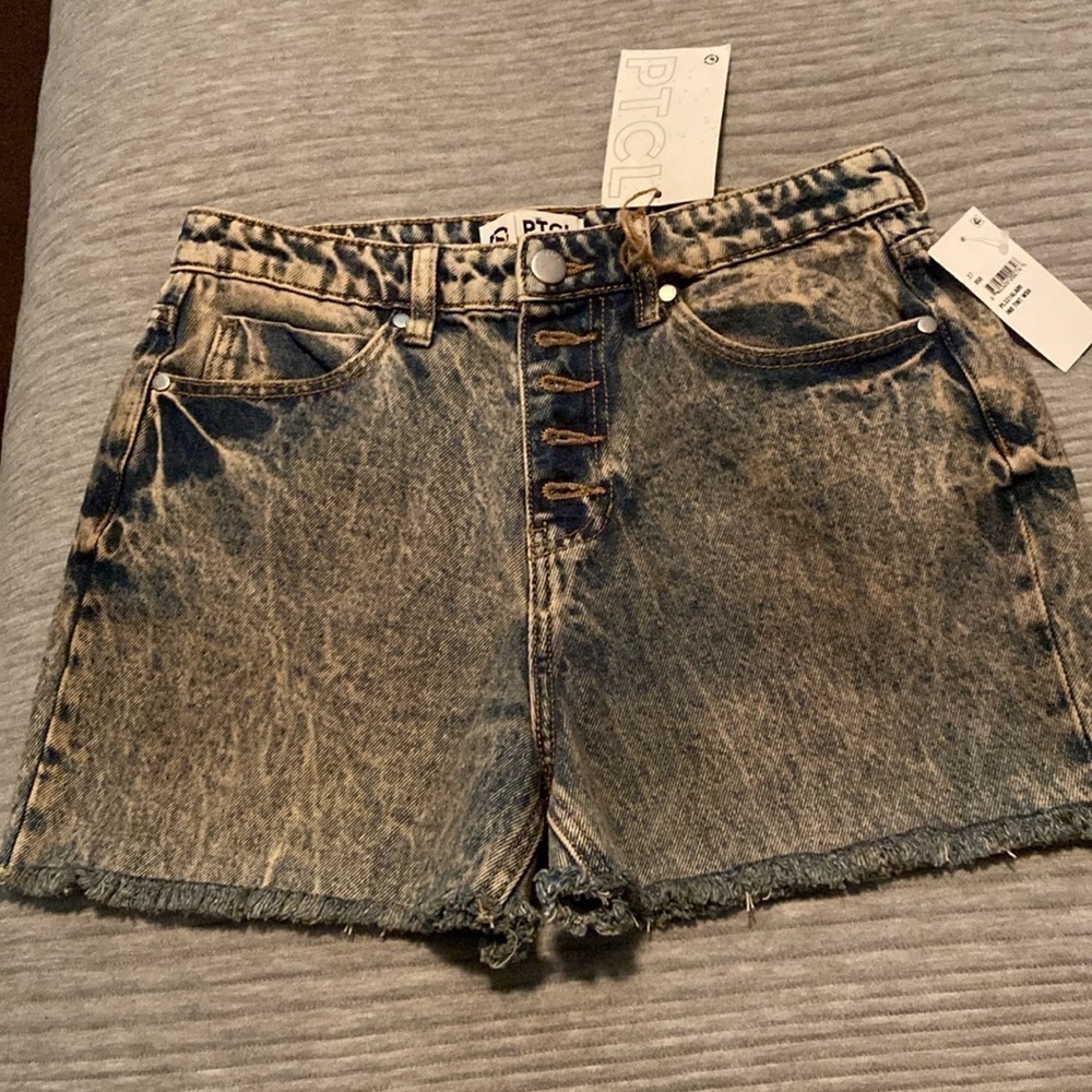 PTCL ethically friendly Indigo Tint Washed Button Fly jean shorts size 27